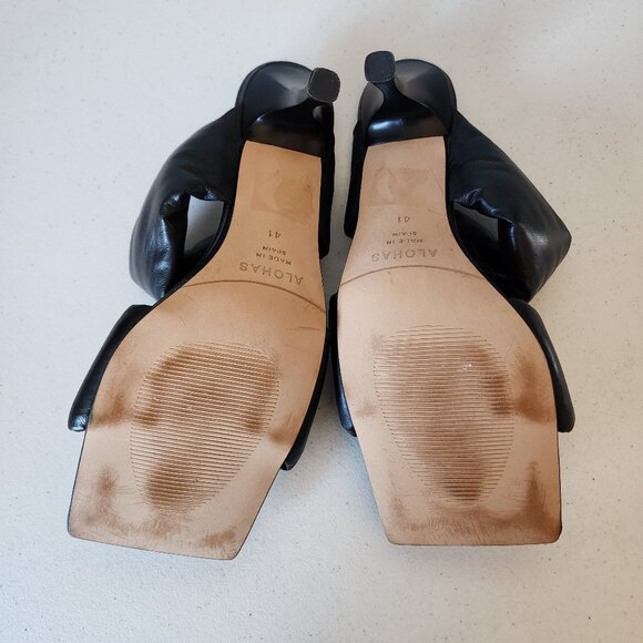 Alohas Sandals "LIKE NEW" - Picture 12 of 16